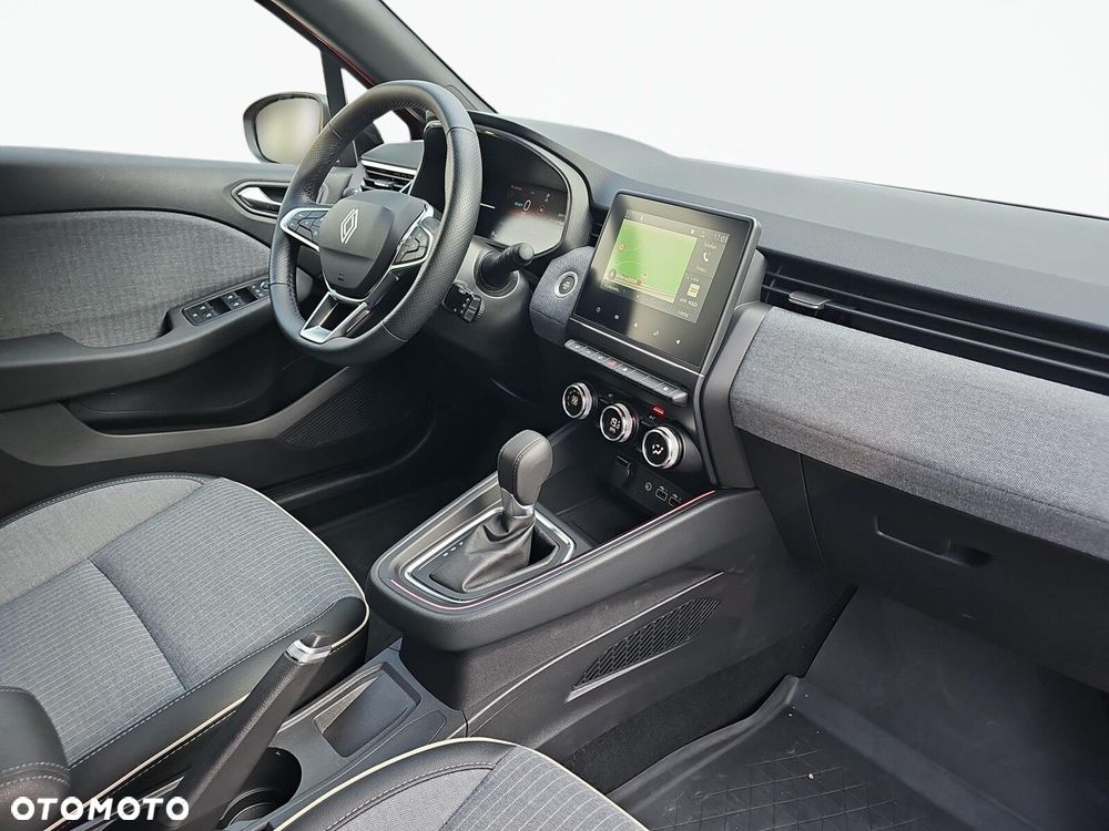 Renault Clio - 31