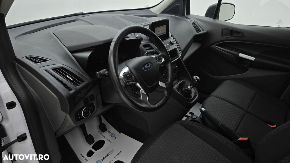 Ford Transit Connect - 13