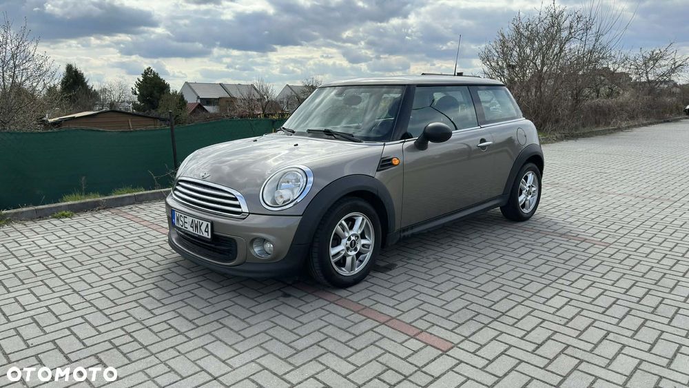 MINI Cooper D 50 Mayfair - 2