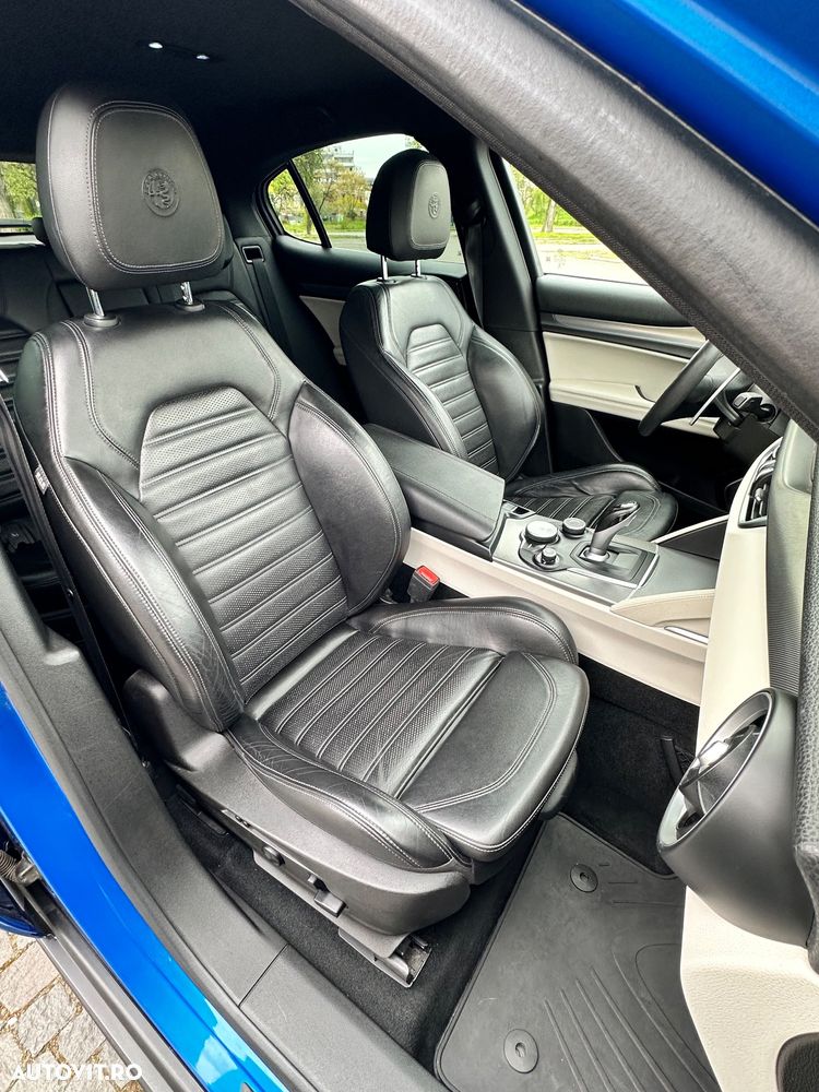 Alfa Romeo Stelvio 2.0 Turbo AWD AT8 Super - 9