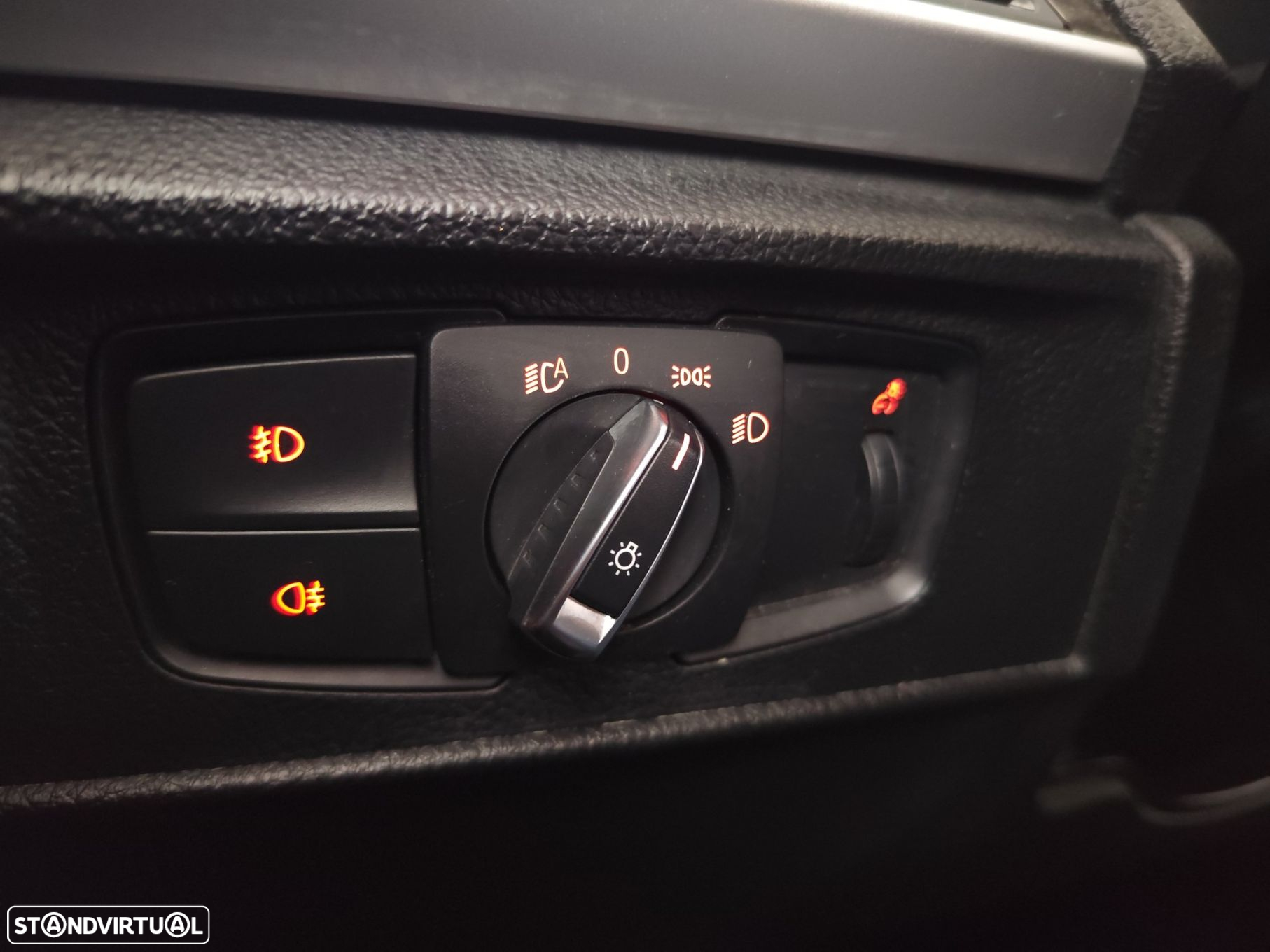 BMW 116 d Line Urban - 26