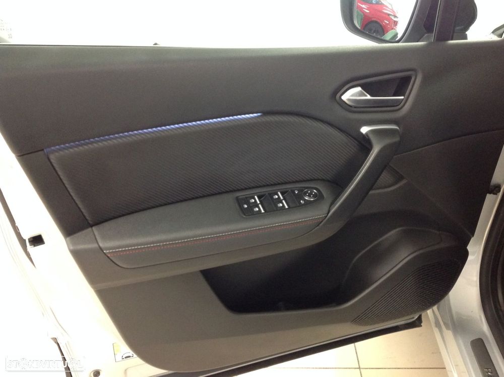 Renault Captur 1.0 TCe RS Line - 16