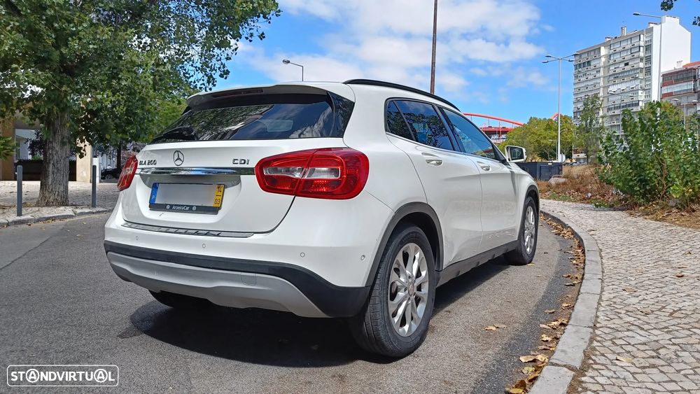 Mercedes-Benz GLA 200 (CDI) d Urban - 5