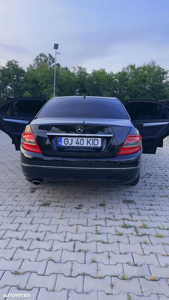 Mercedes-Benz C 220 CDI DPF Automatik Avantgarde - 3