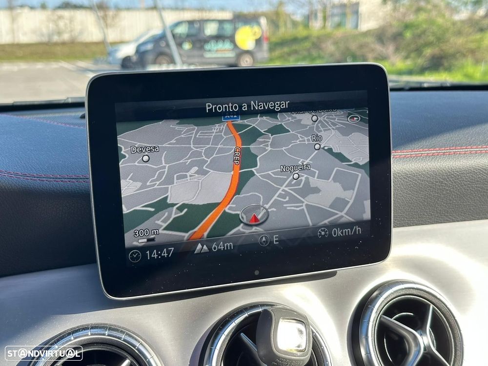 Mercedes-Benz CLA 180 d Shooting Brake AMG Line - 19