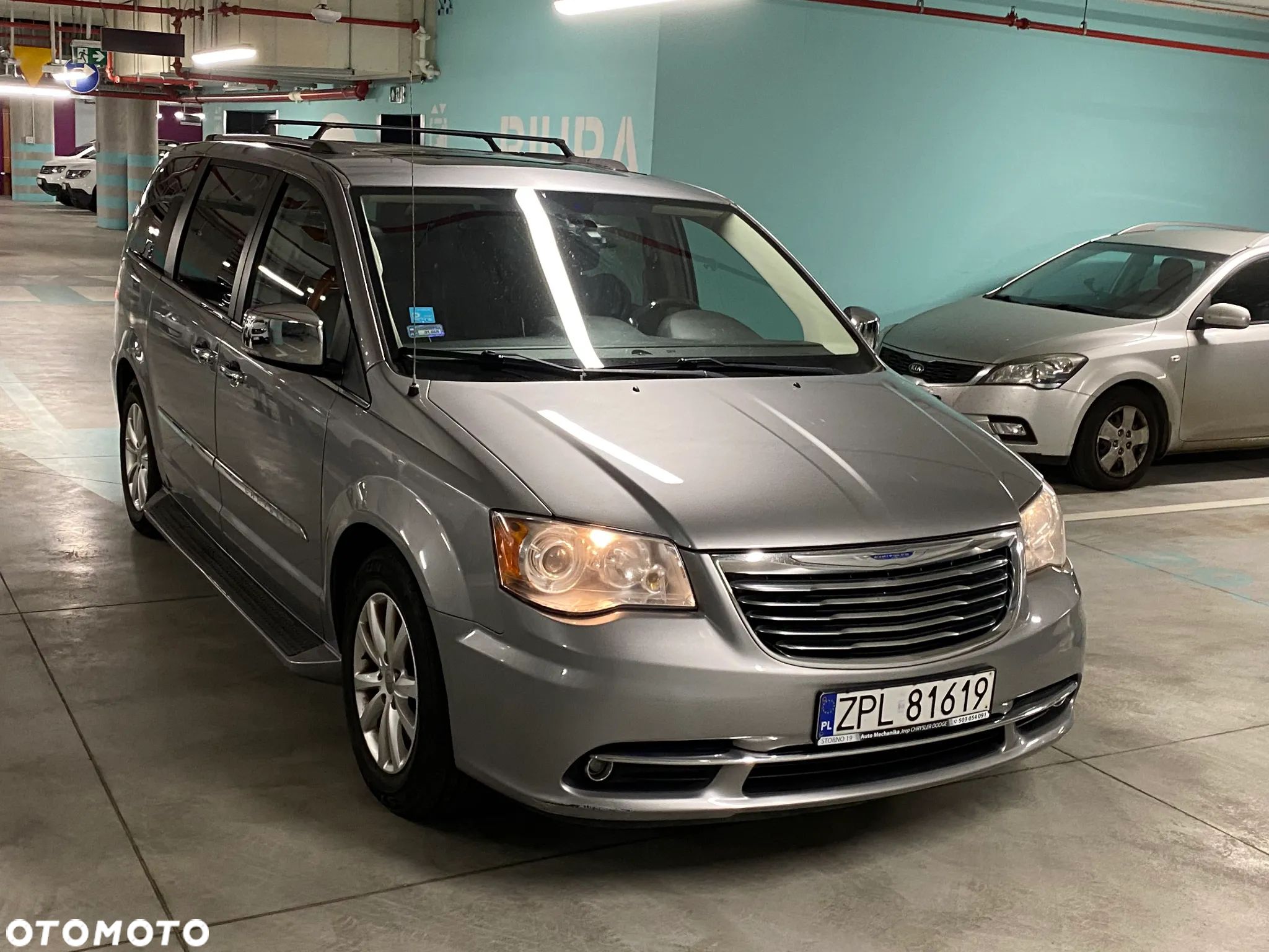 Chrysler Town & Country 3.6 Limited - 1