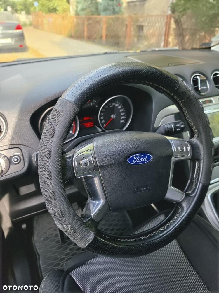 Ford S-Max 2011 photo 5