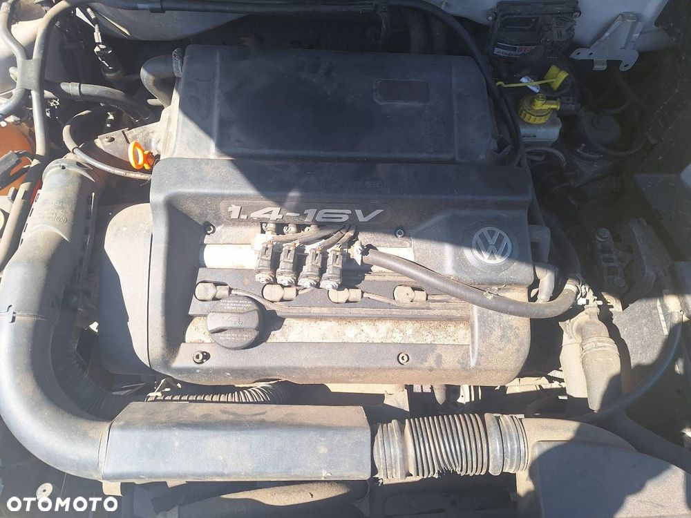 SILNIK BENZYNOWY SŁUPEK VOLKSWAGEN GOLF IV 1.4 16V AKQ ID: 232528 - 2