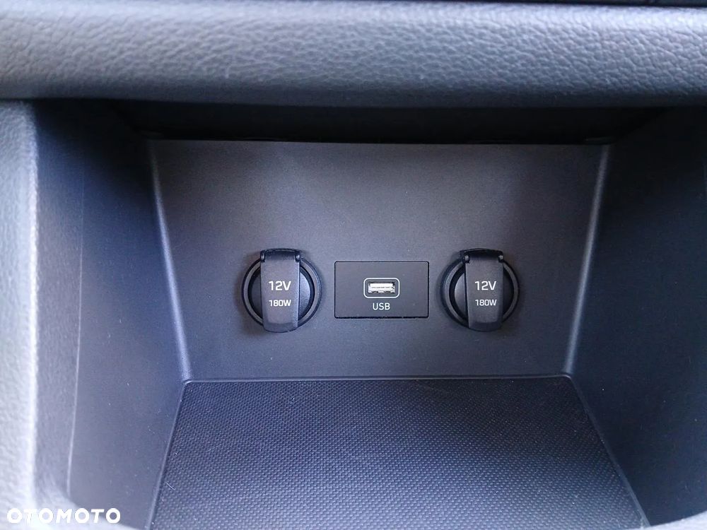Hyundai i30 1.5 T-GDI 48V Comfort DCT - 24