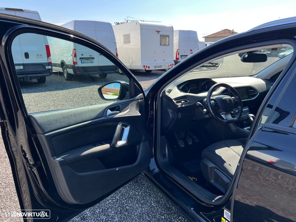 Peugeot 308 SW 1.6 BlueHDi Active - 28