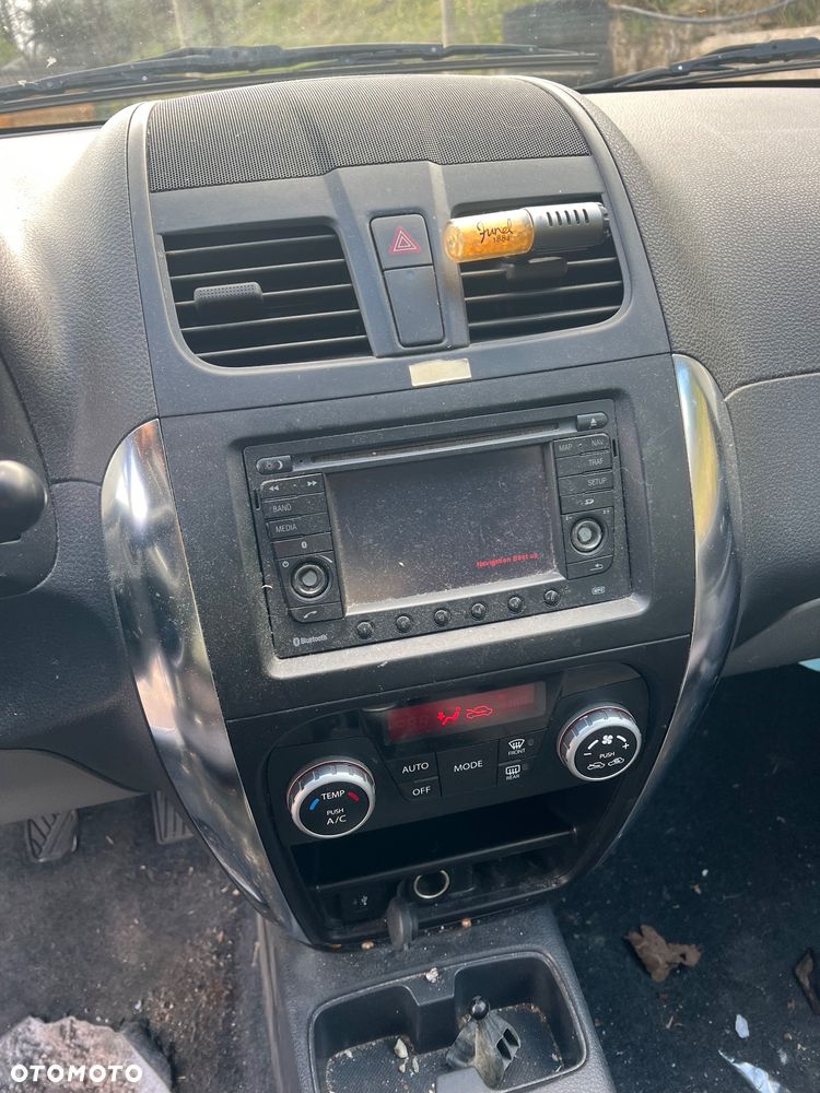 Suzuki SX4 2.0 DDiS 4x4 Club - 4