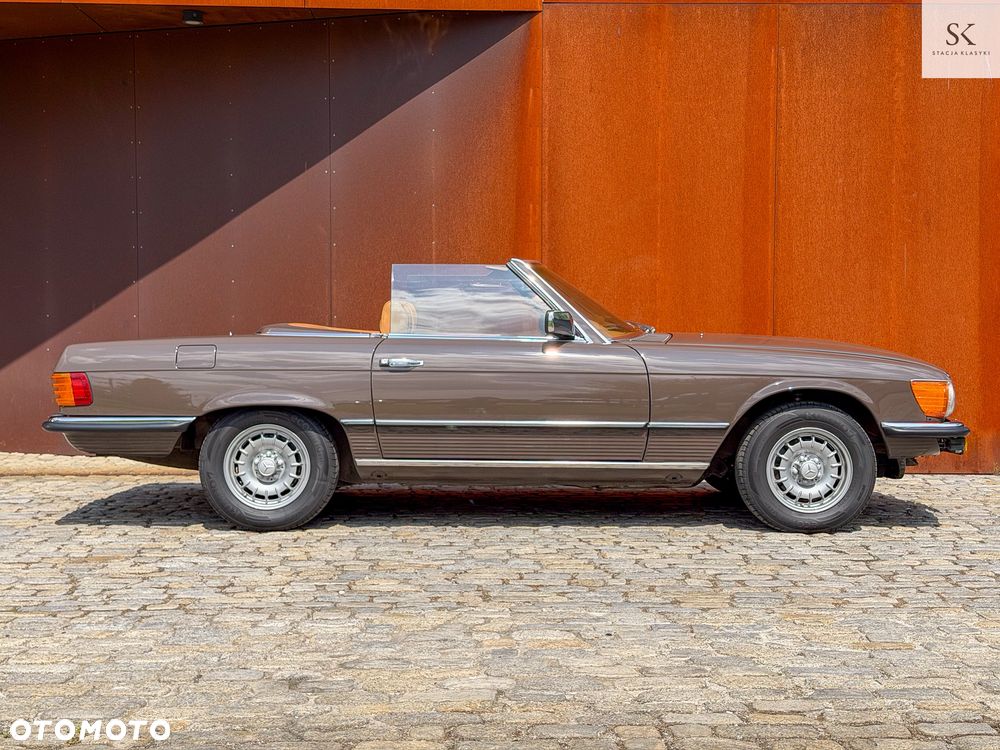 Mercedes-Benz SL - 12