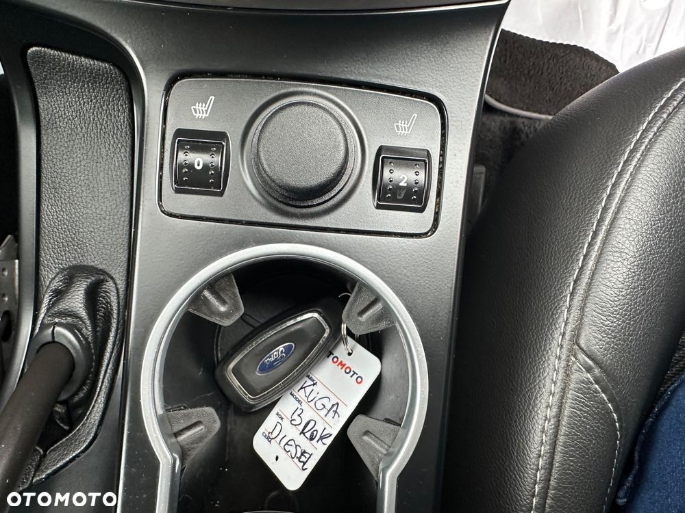 Ford Kuga 2.0 TDCi 4x4 Titanium - 24