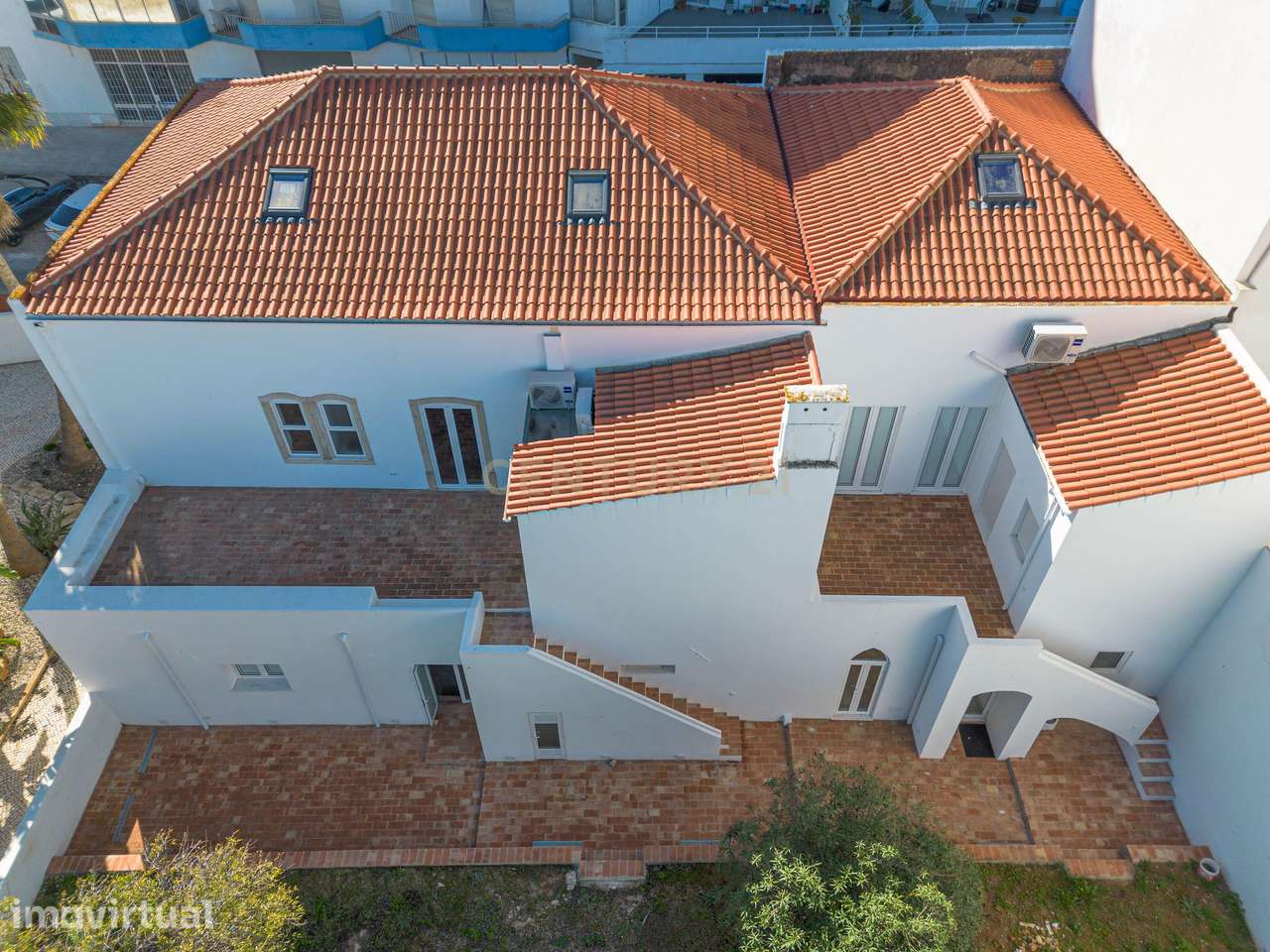 CASA PONTE VELHA – 2 CASAS TOTALMENTE RENOVADAS COM GRANDES JARDINS E - Grande imagem: 2/35