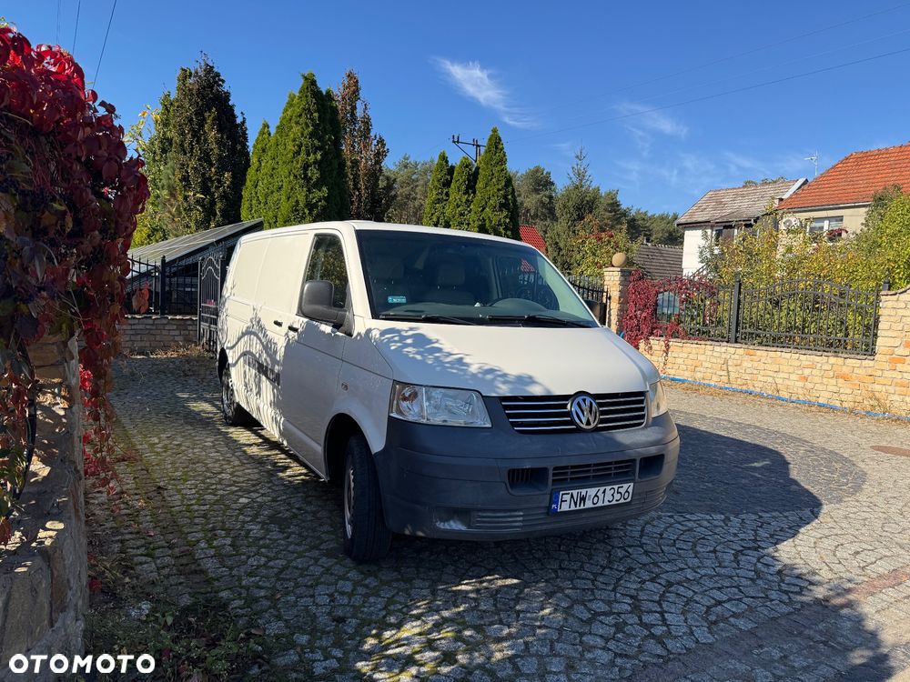 Volkswagen Transporter - 2