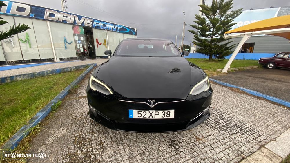 Tesla Model S 75D - 7