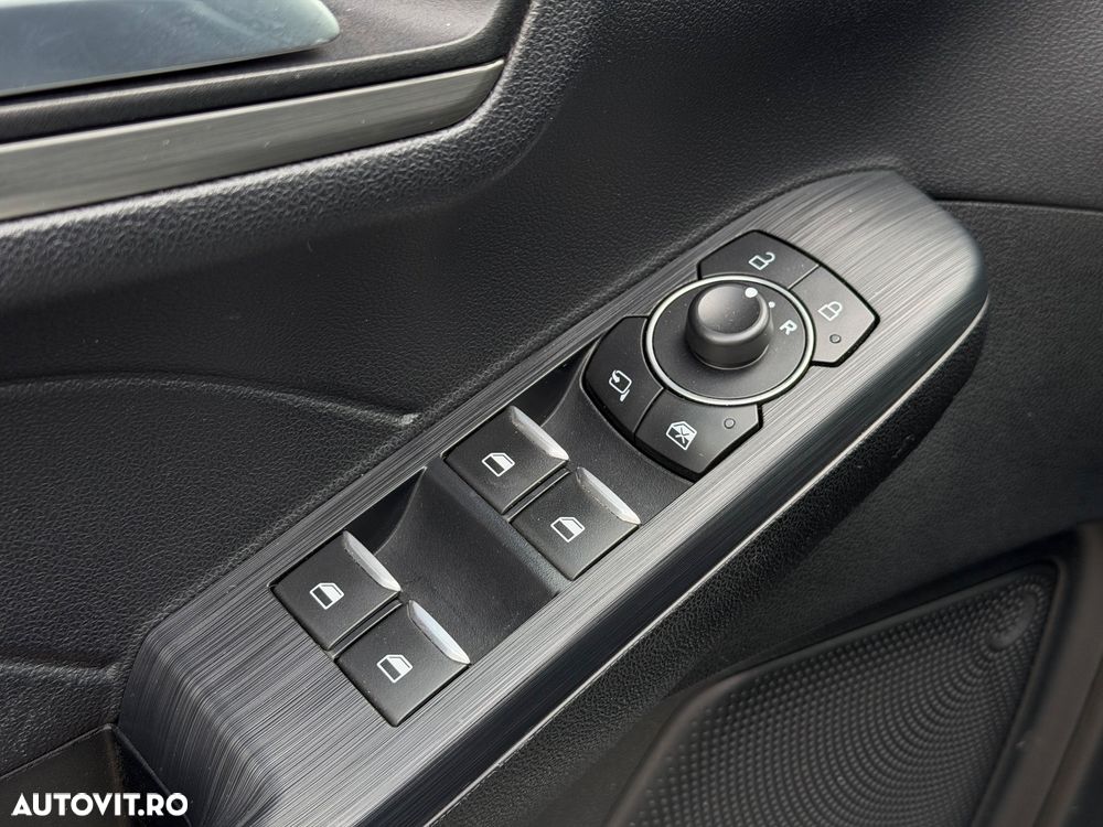 Ford Kuga 2.5 Duratec FHEV AWD Titanium - 9