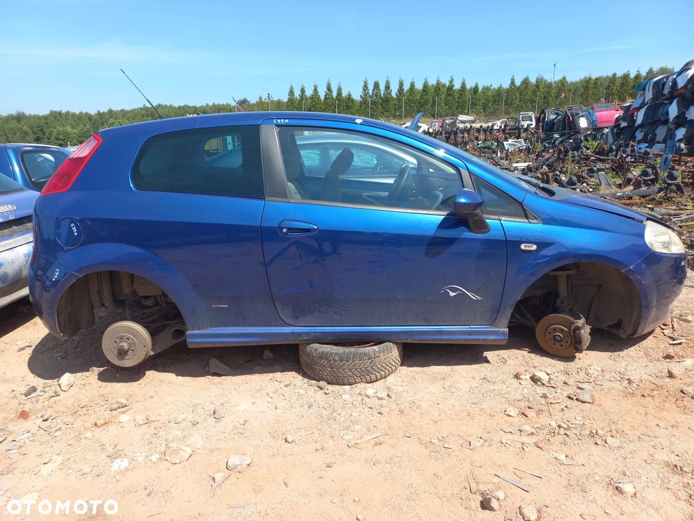 GRANDE PUNTO z silnikiem 1.4 8v o oznaczeniu 350A1000 wraz ze skrzynią manualną 5 - 5