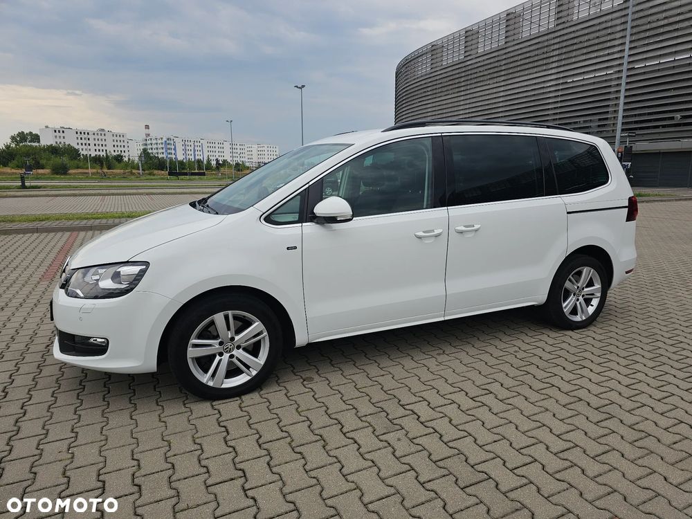 Volkswagen Sharan 2.0 TDI DSG 4MOTION Highline Black Style - 4