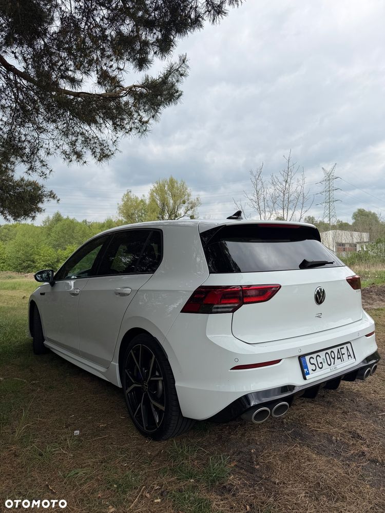 Volkswagen Golf - 11