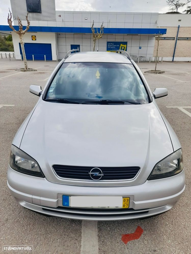 Opel Astra Caravan 1.4 Selection — fotografia 14