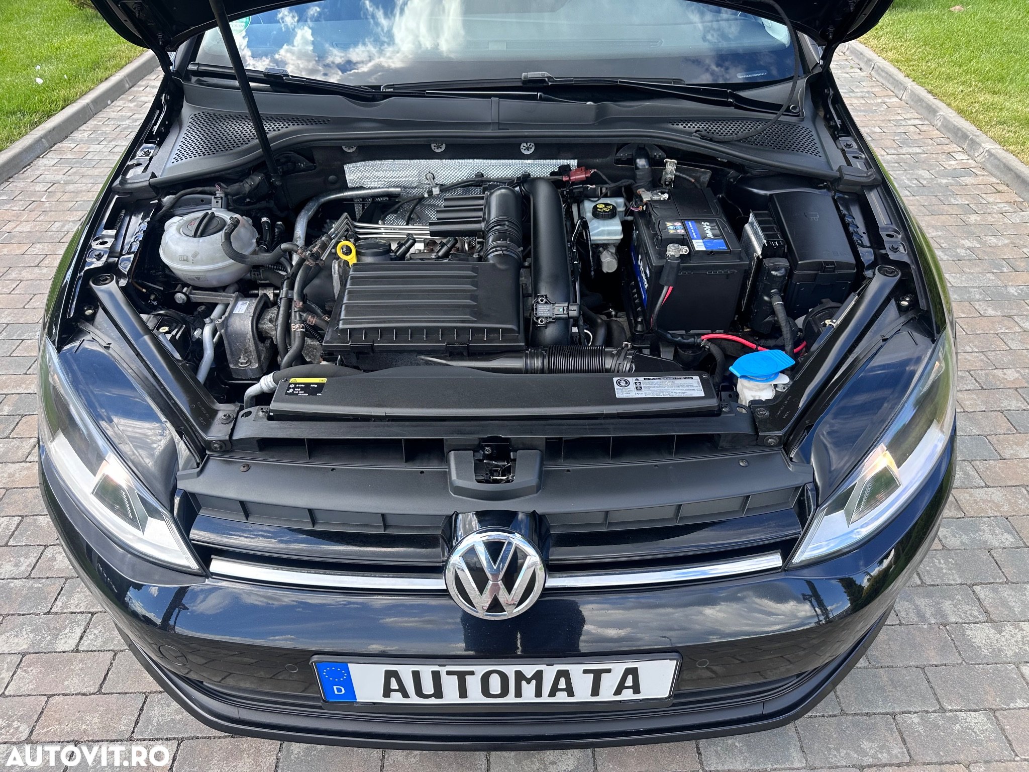 Volkswagen Golf 1.2 TSI BlueMotion Technology DSG Comfortline - 12