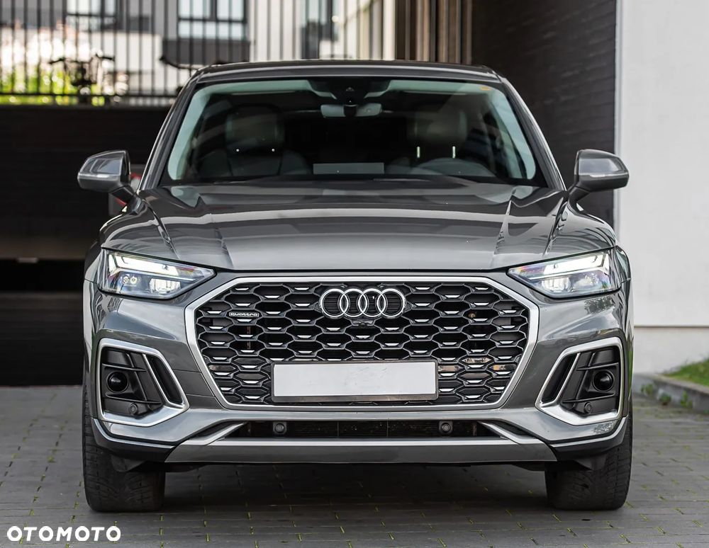 Audi Q5 Sportback 40 TDI quattro S tronic S line - 4
