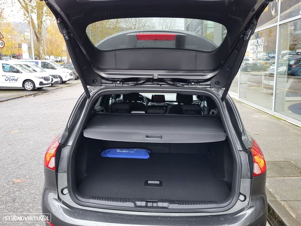 Ford Focus SW 1.0 EcoBoost MHEV ST-Line X - 8