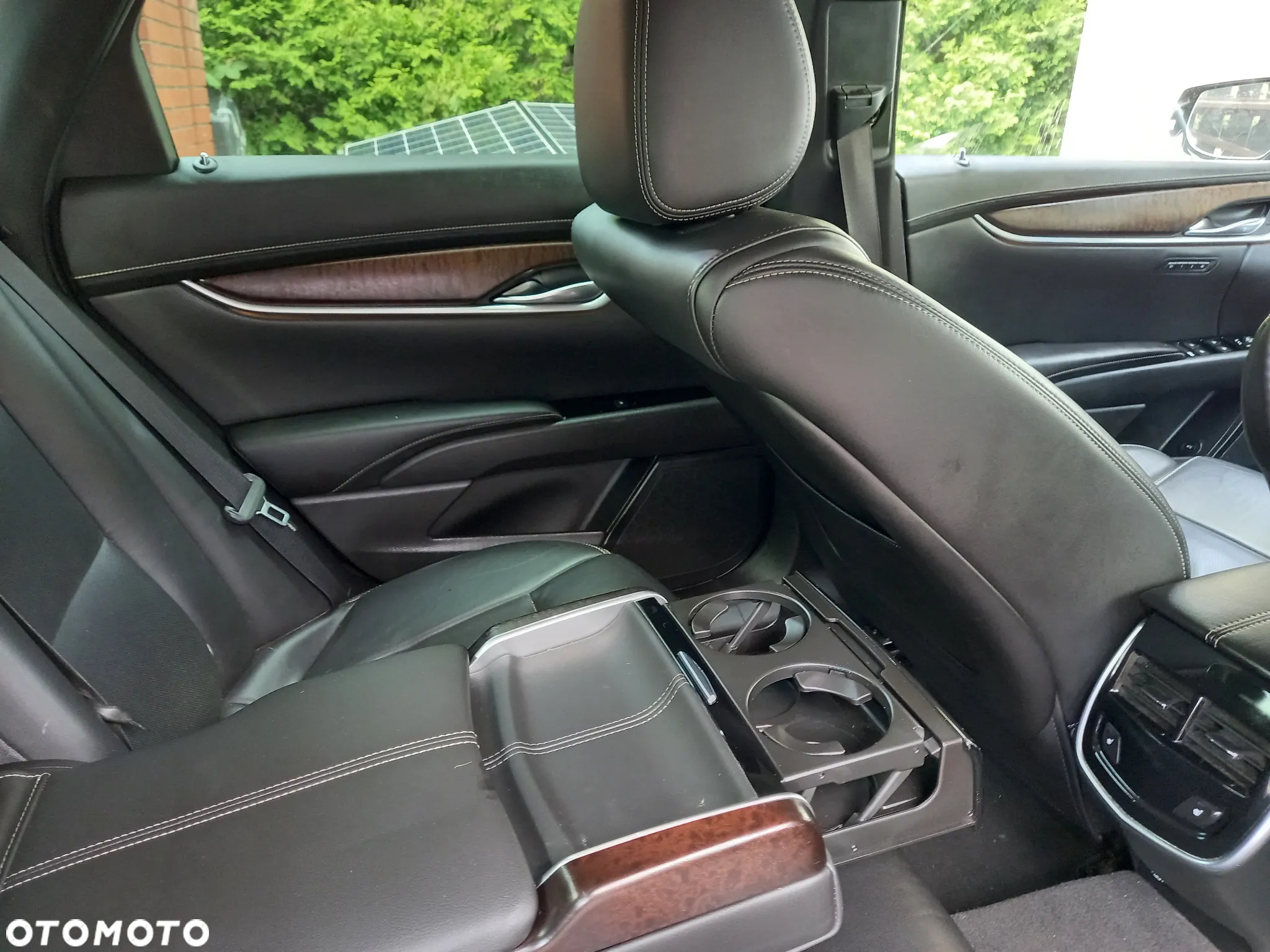 Cadillac XTS - 11
