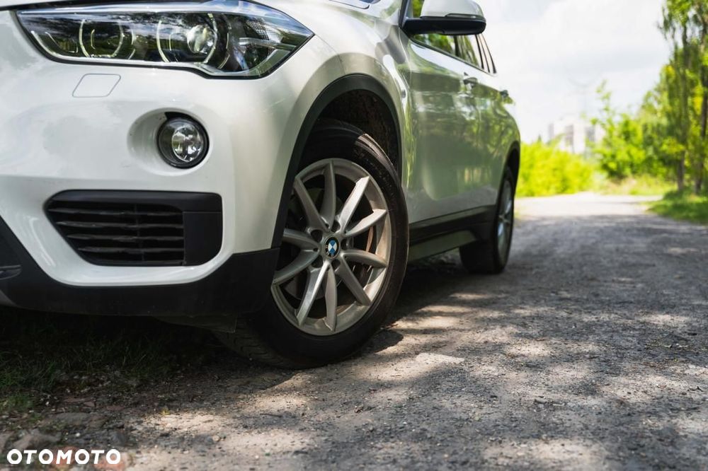 BMW X1 - 10