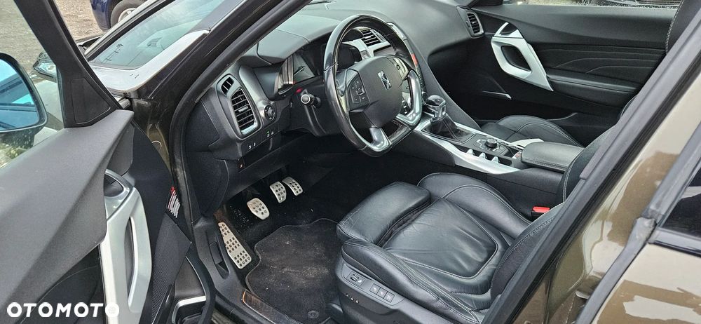 Citroën DS5 THP 200 SoChic - 8