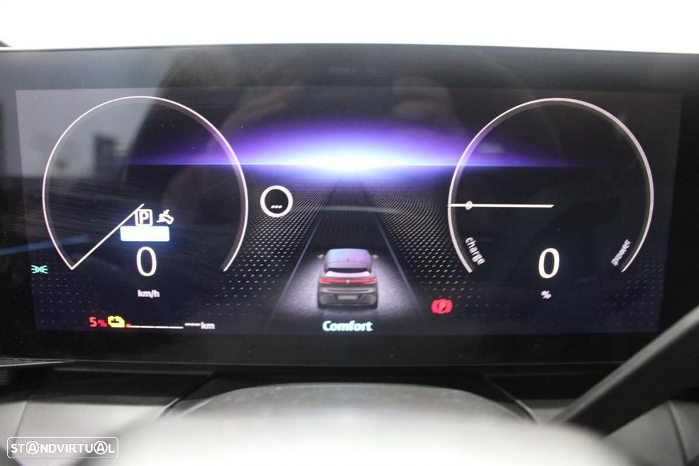 Renault Mégane E-Tech EV40 Evolution Autonomia Urbana - 21