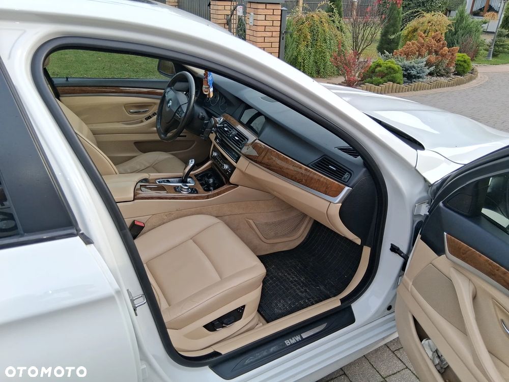 BMW Seria 5 535i - 6