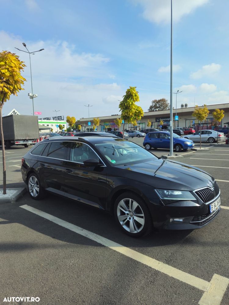 Skoda Superb 2.0 TDI 4x4 DSG Premium Edition - 4