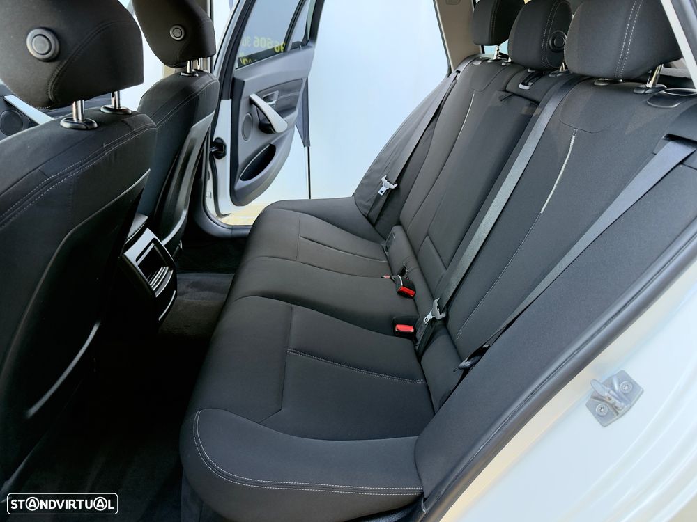 BMW 318 d Auto Pack M - 51