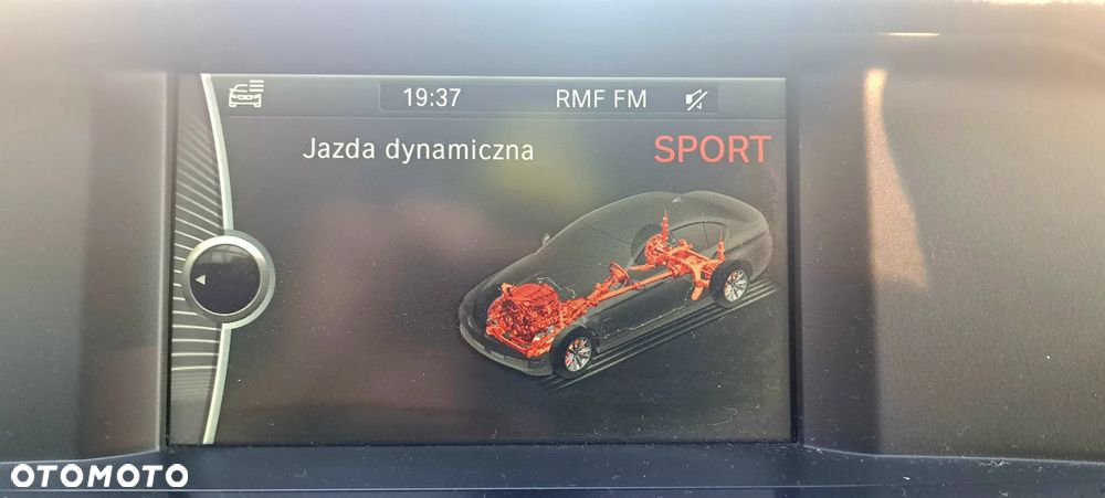 BMW Seria 5 520d Efficient Dynamics - 14