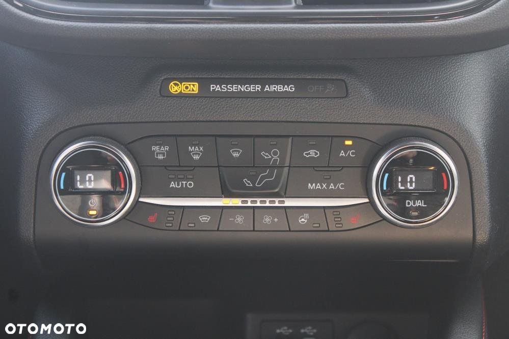 Ford Kuga - 17