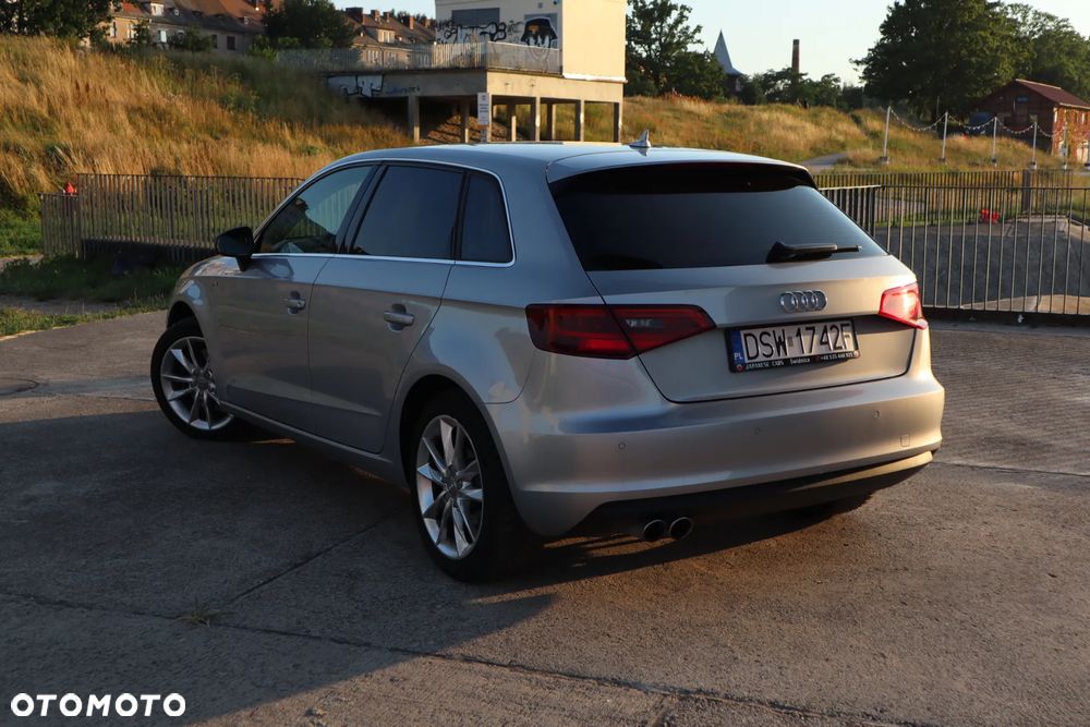 Audi A3 Sportback 1.8 TFSI S tronic Ambiente - 7