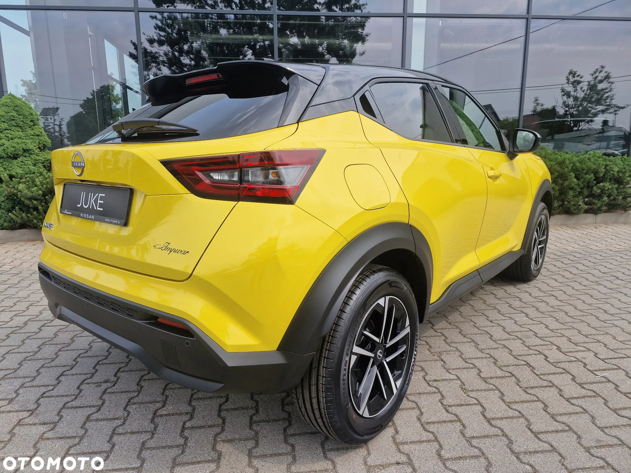 Nissan Juke 1.0 DIG-T N-Connecta DCT - 4