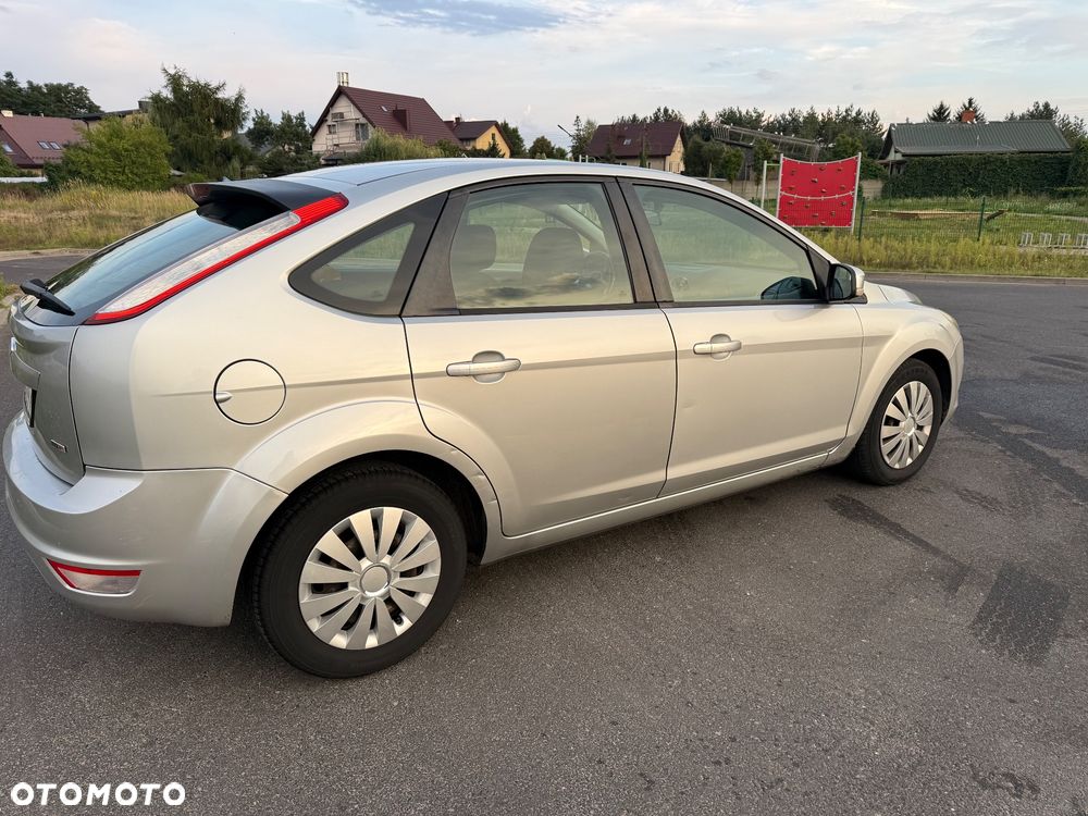 Ford Focus 1.6 TDCi Ambiente - 6
