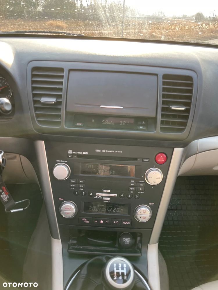 Subaru Outback 2.0D Comfort - 8