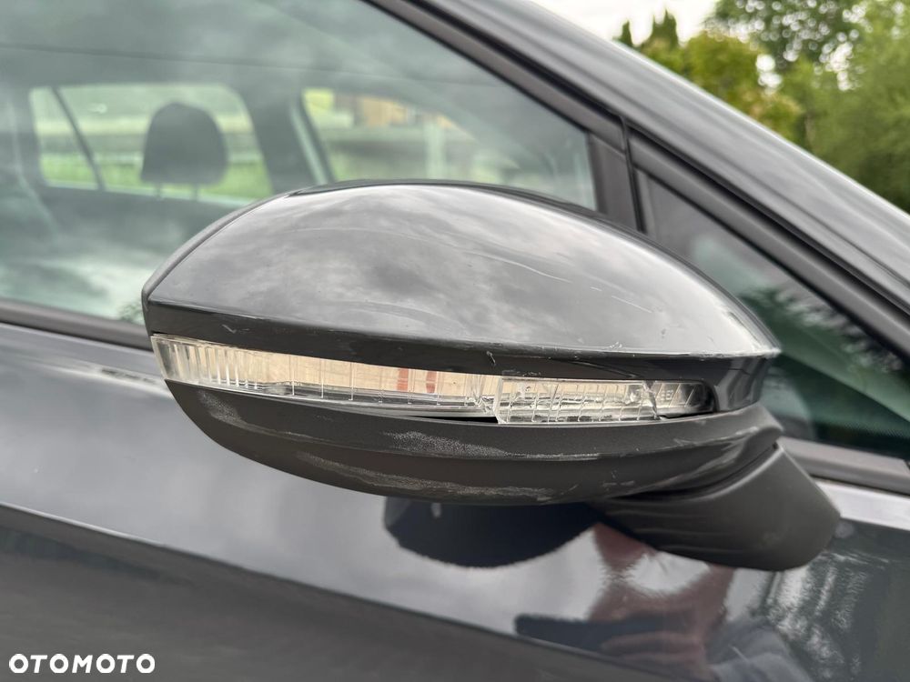 Volkswagen Golf 2.0 TDI SCR - 26