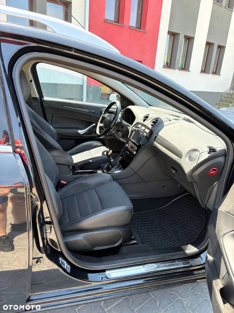 Ford Mondeo - 9
