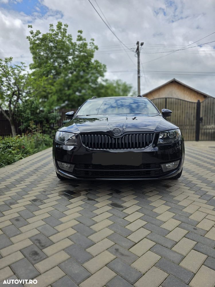 Skoda Octavia 2.0 TDI AMBITION DSG - 2
