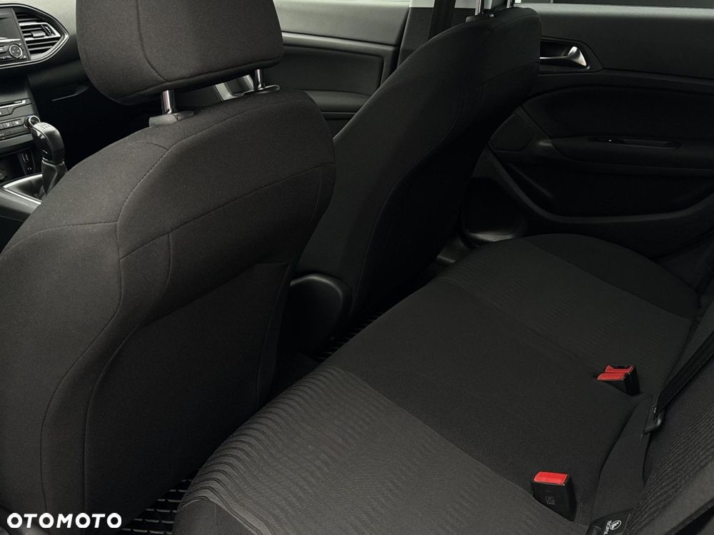 Peugeot 308 1.2 VTi/PureTech Access - 11