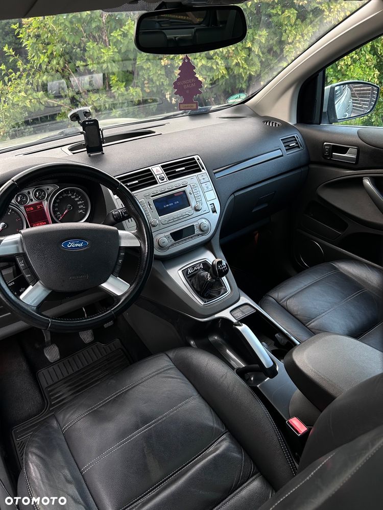 Ford Kuga 2.0 TDCi Titanium - 9