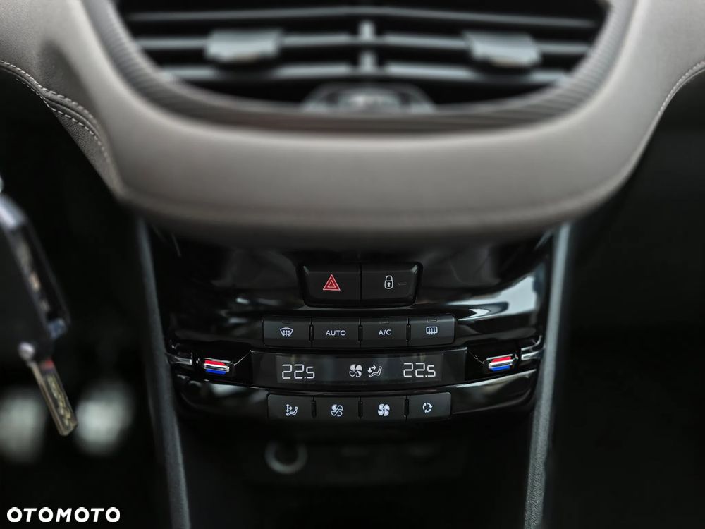 Peugeot 2008 - 26