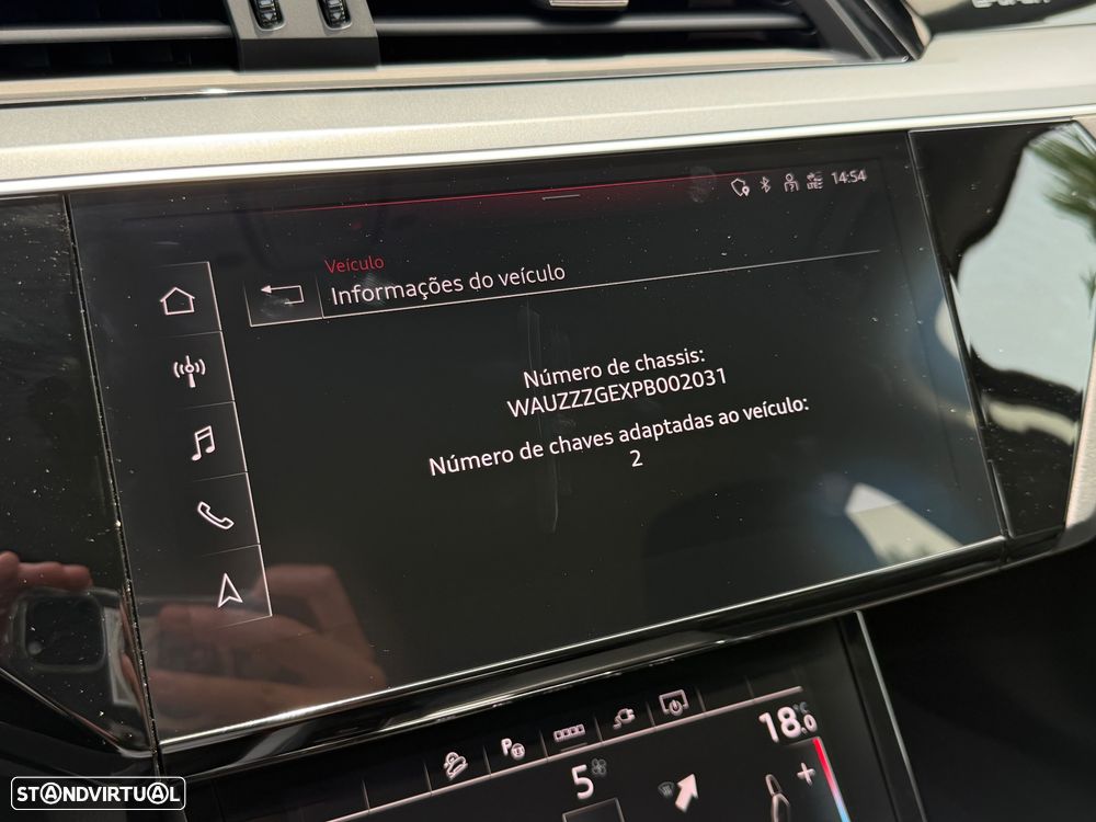 Audi e-tron 50 quattro S line - 33