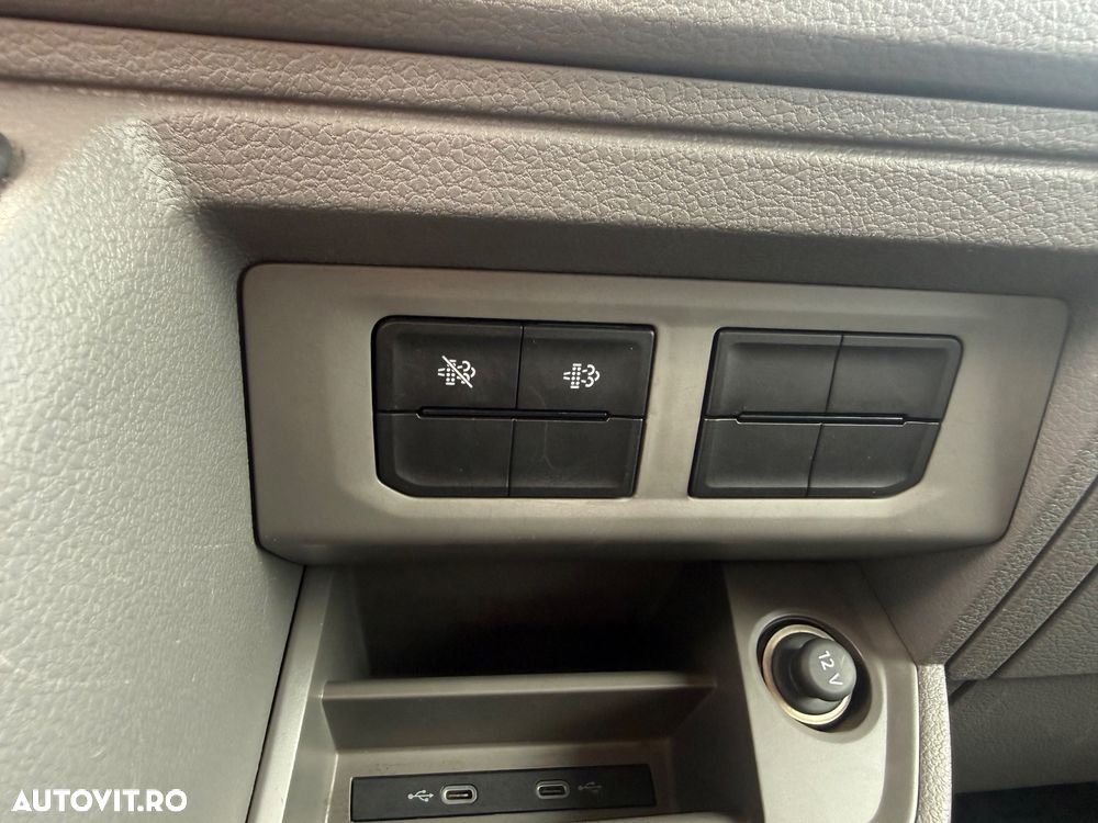 Volkswagen Crafter 3.5 CD Sasiu L4 FWD 103kW - 30