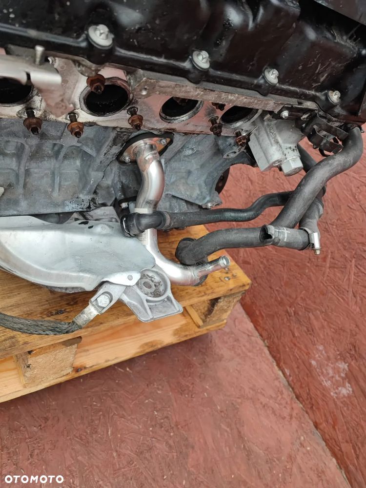BMW E60 LCI / E61 LCI / E63 LCI / E64 LCI / E90 / E90 LCI / E91 / E91 LCI / E92 / E92 LCI / E93 / E93 LCI. ORYGINALNY KOMPLET SŁUPEK SILNIKA N53B30 + KOLEKTOR SSĄCY + CZUJNIKI WAŁA I WAŁU. O NR: 0 421 310 / 7 523 912 / 7 567 641 OEM. BARDZO DOBRY STAN TECHNICZNY PO PRZEBIEGU 190 TYŚ KM - 18
